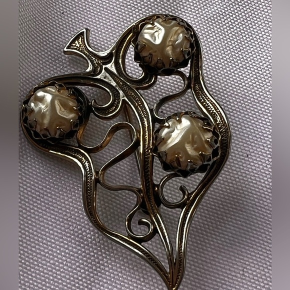 Vintage Schiaparelli Art glass cabs gold leaf brooch multi-color 3.75" - Picture 5 of 5